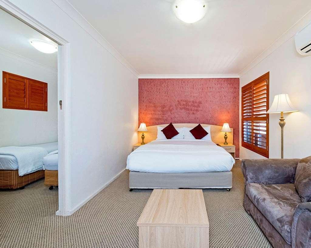Country Plaza Motel Taree Room photo